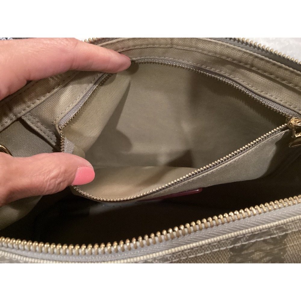 Loewe Beige & Gray Anagram Shoulder Bag - Picture 4 of 17